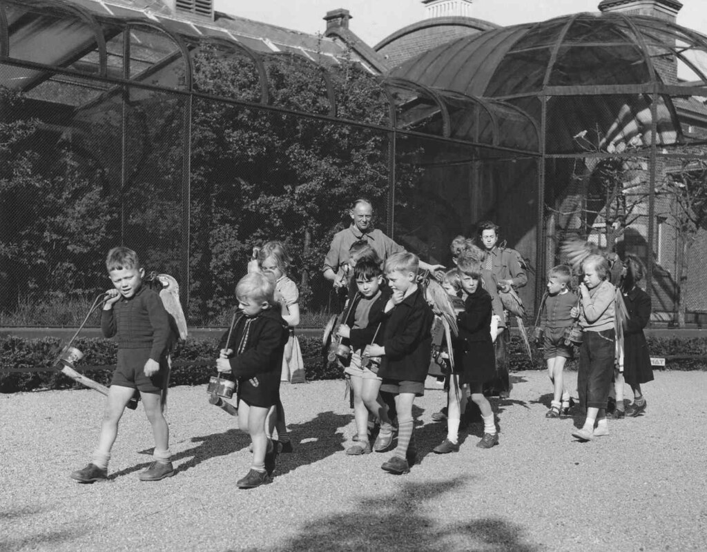 05-03-1953_11475 Artis